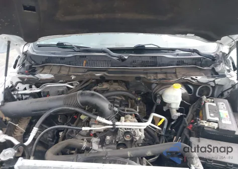 2015 Ram 1500 Laramie из США, поврежденный, VIN 1C6RR6NT6FS761980